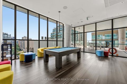 Photo 15 at 510 - 185 Roehampton Avenue, Mount Pleasant West, Toronto