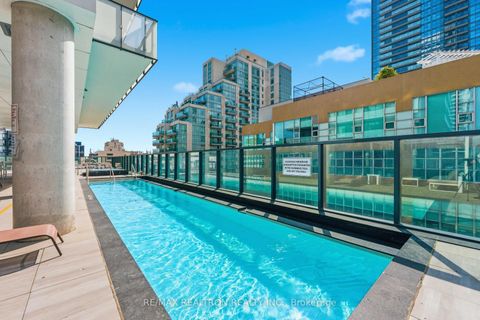 Photo 17 at 510 - 185 Roehampton Avenue, Mount Pleasant West, Toronto