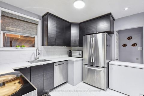 Photo 11 at 16 McCowan Road, Cliffcrest, Toronto