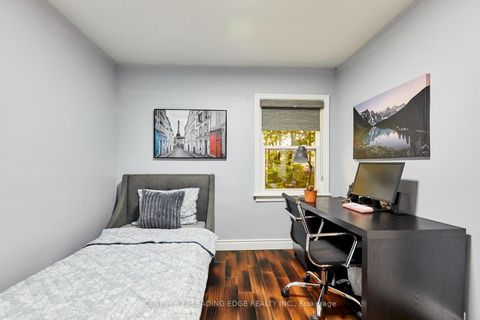 Photo 20 at 16 McCowan Road, Cliffcrest, Toronto