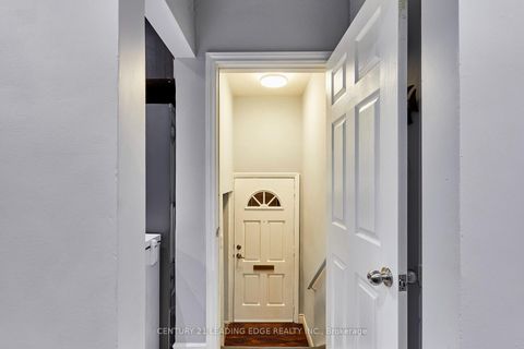 Photo 23 at 16 McCowan Road, Cliffcrest, Toronto