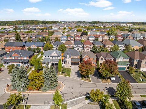 Photo 3 at 60 Tuscana Boulevard, Patterson, Vaughan