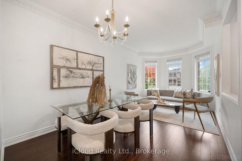 Photo 9 at 60 Tuscana Boulevard, Patterson, Vaughan