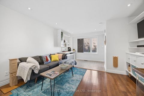 Photo 2 at 58B - 740 Kennedy Road, Ionview, Toronto