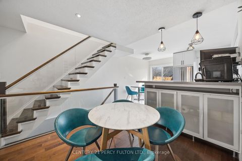 Photo 6 at 58B - 740 Kennedy Road, Ionview, Toronto