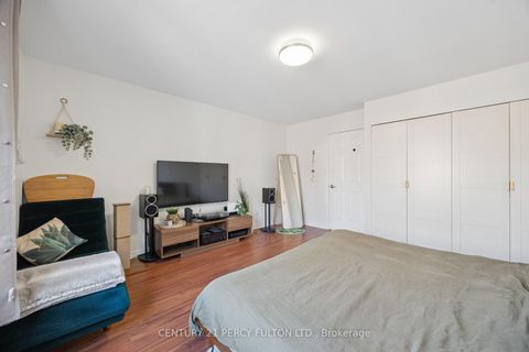 Photo 11 at 58B - 740 Kennedy Road, Ionview, Toronto
