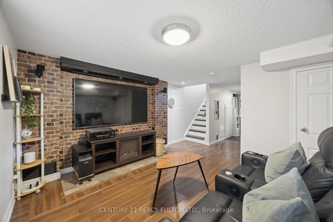 Photo 16 at 58B - 740 Kennedy Road, Ionview, Toronto