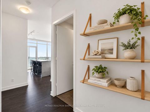 Photo 2 at 1707 - 501 St Clair Avenue W, Casa Loma, Toronto
