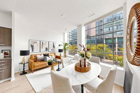 Photo 8 at 204 - 832 Bay Street, Bay Street Corridor, Toronto