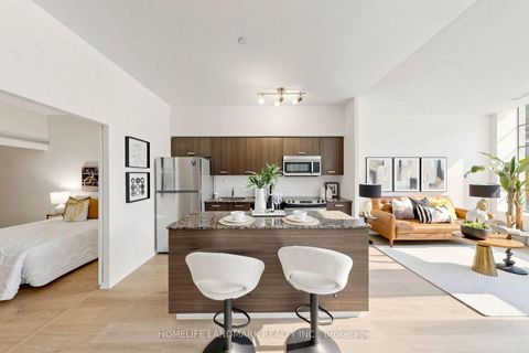 Photo 10 at 204 - 832 Bay Street, Bay Street Corridor, Toronto