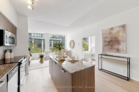 Photo 15 at 204 - 832 Bay Street, Bay Street Corridor, Toronto