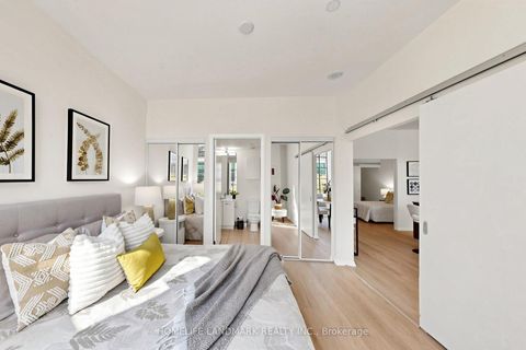 Photo 21 at 204 - 832 Bay Street, Bay Street Corridor, Toronto