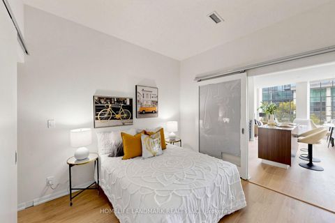 Photo 23 at 204 - 832 Bay Street, Bay Street Corridor, Toronto