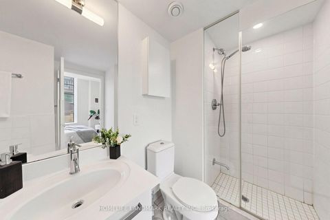 Photo 30 at 204 - 832 Bay Street, Bay Street Corridor, Toronto