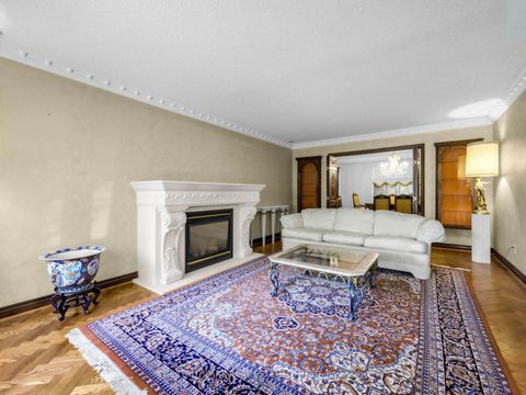 Photo 7 at 59 Chipstead Road, Don Mills, Toronto