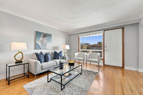 Photo 6 at 12 Paradelle Crescent, Jane Heights, Toronto