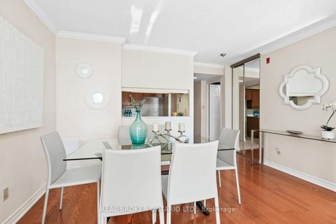 Photo 2 at 747 - 24 Southport Street, Swansea, Toronto