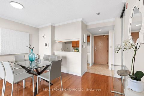 Photo 3 at 747 - 24 Southport Street, Swansea, Toronto