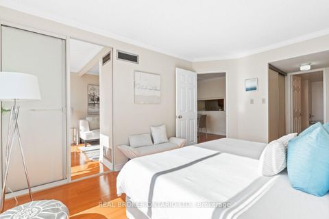 Photo 18 at 747 - 24 Southport Street, Swansea, Toronto