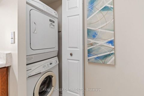 Photo 19 at 747 - 24 Southport Street, Swansea, Toronto