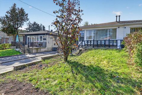 Photo 2 at 210 Linden Avenue, Kennedy Park, Toronto