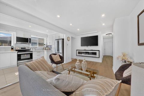 Photo 7 at 210 Linden Avenue, Kennedy Park, Toronto