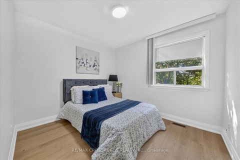 Photo 15 at 210 Linden Avenue, Kennedy Park, Toronto