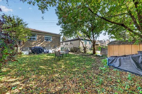 Photo 29 at 210 Linden Avenue, Kennedy Park, Toronto