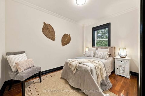 Photo 18 at 263 Waverley Road, The Beaches, Toronto