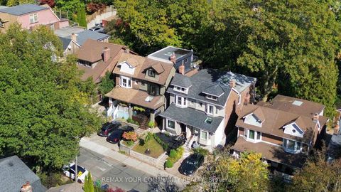 Photo 33 at 263 Waverley Road, The Beaches, Toronto