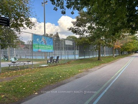 Photo 39 at 263 Waverley Road, The Beaches, Toronto
