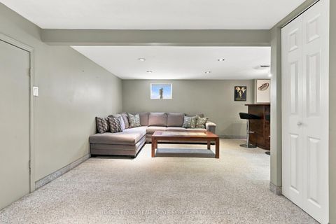 Photo 12 at 89 Yorkview Drive, Queensway, Toronto