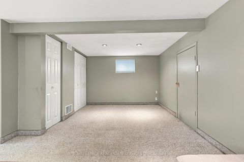 Photo 14 at 89 Yorkview Drive, Queensway, Toronto