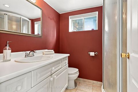 Photo 15 at 89 Yorkview Drive, Queensway, Toronto