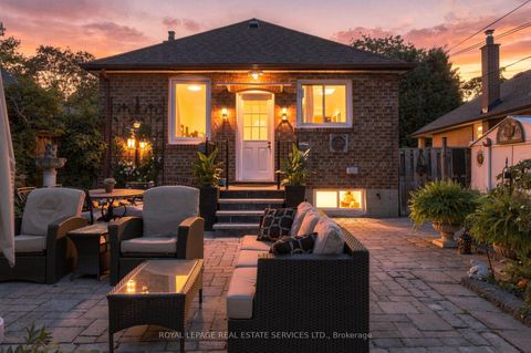 Photo 19 at 89 Yorkview Drive, Queensway, Toronto