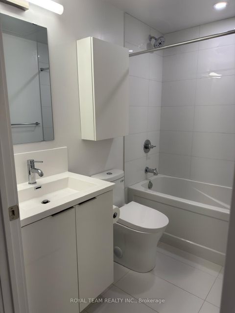 Photo 3 at 1406 - 238 Simcoe Street W, Chinatown, Toronto