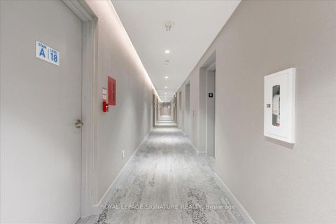 Photo 2 at 1805 - 161 Roehampton Avenue, Mount Pleasant West, Toronto