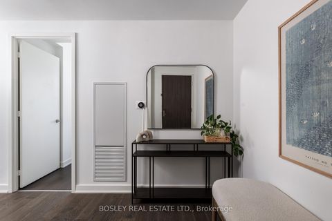 Photo 1 at 1702 - 185 Roehampton Avenue, Mount Pleasant West, Toronto