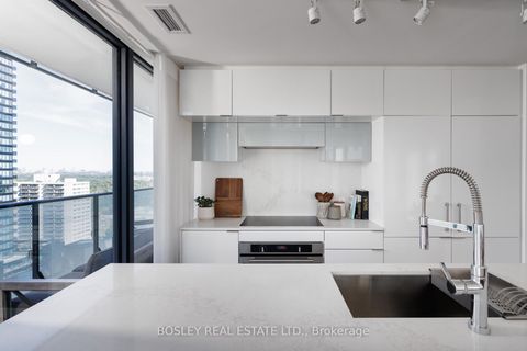 Photo 13 at 1702 - 185 Roehampton Avenue, Mount Pleasant West, Toronto