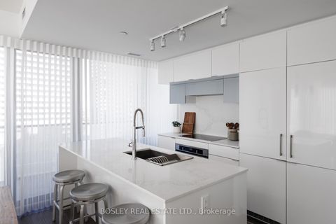 Photo 15 at 1702 - 185 Roehampton Avenue, Mount Pleasant West, Toronto