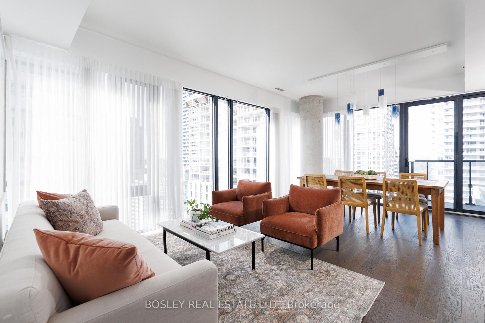 1702 - 185 Roehampton Avenue, Mount Pleasant West, Toronto 