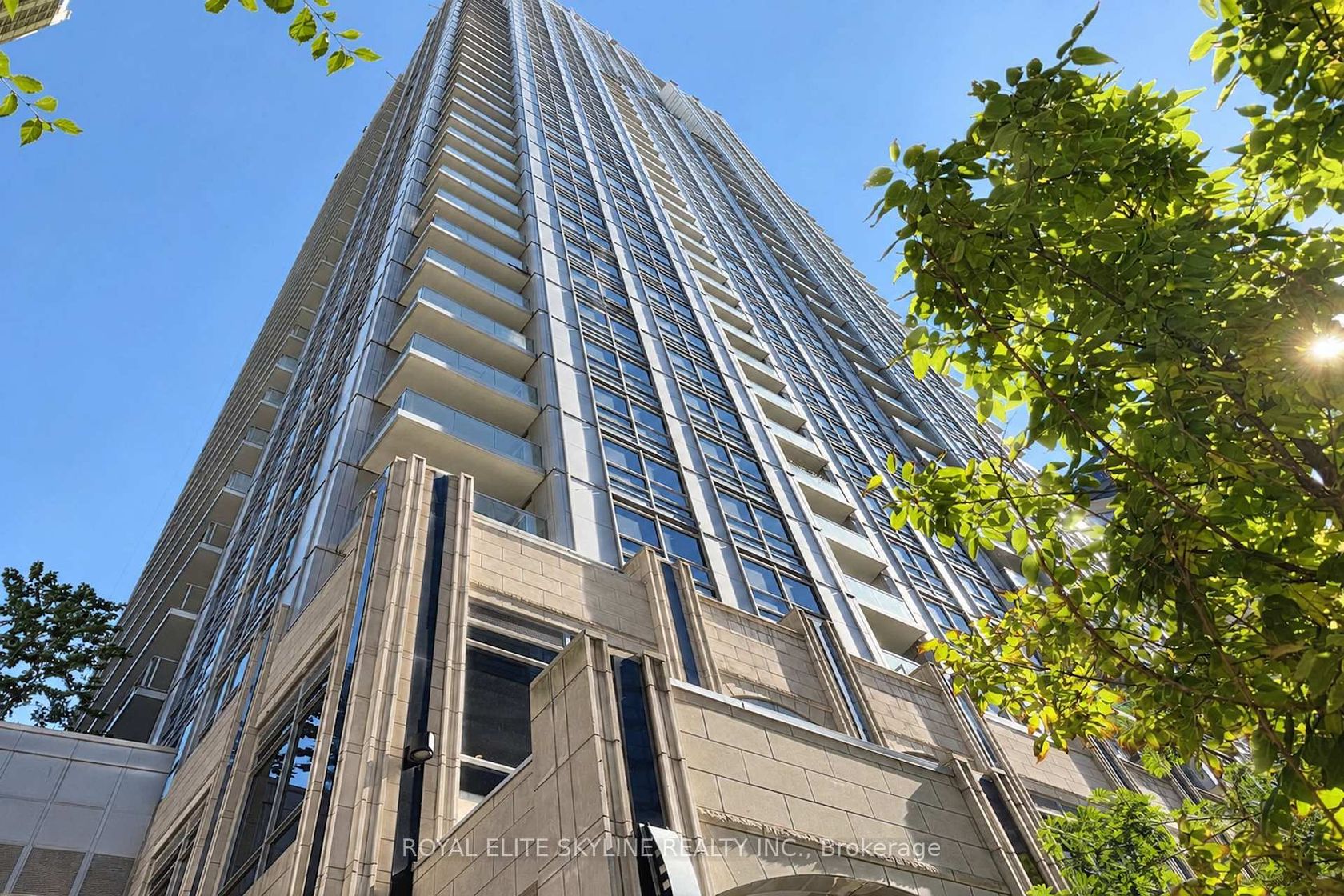 403 - 761 Bay Street, Bay Street Corridor, Toronto photo number 2