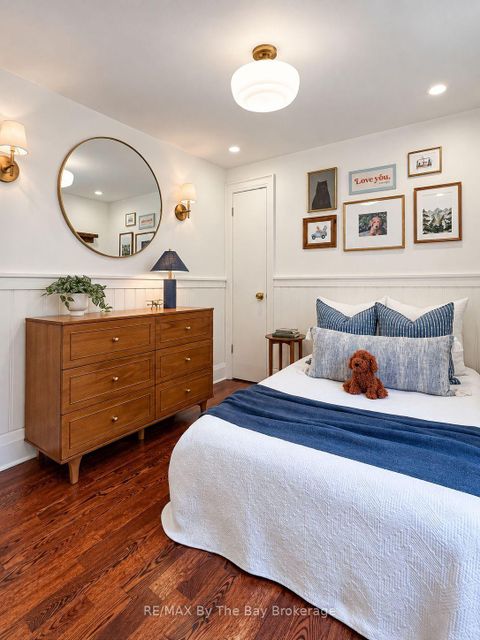 Photo 14 at 44 Rambert Crescent, Swansea, Toronto