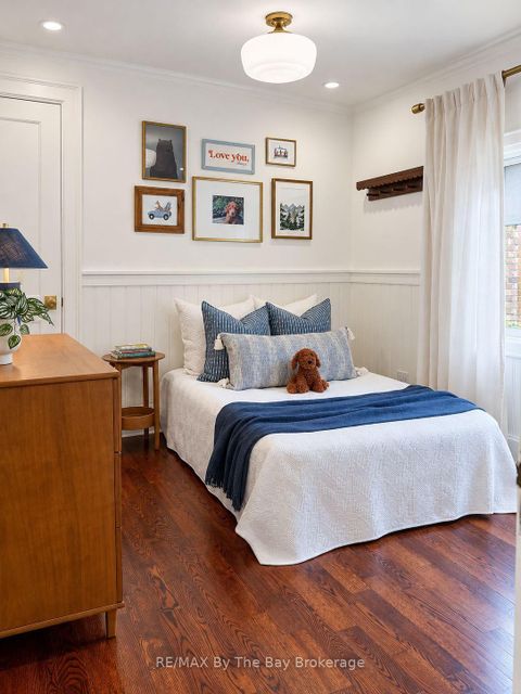 Photo 15 at 44 Rambert Crescent, Swansea, Toronto