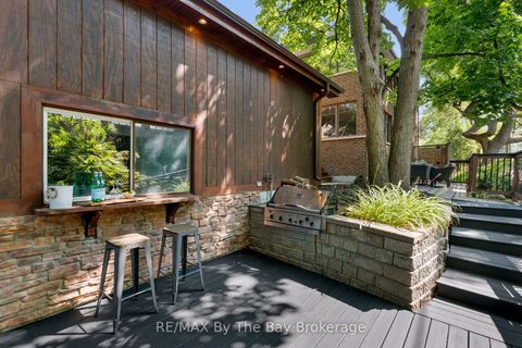 Photo 33 at 44 Rambert Crescent, Swansea, Toronto