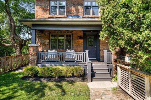 Photo 36 at 44 Rambert Crescent, Swansea, Toronto
