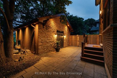 Photo 39 at 44 Rambert Crescent, Swansea, Toronto