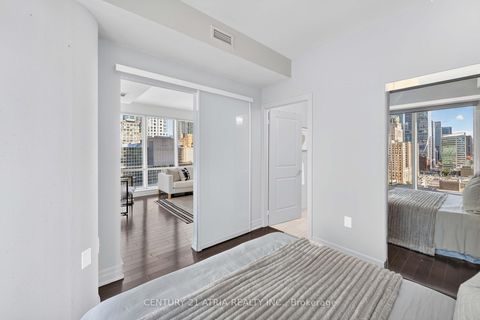 Photo 17 at 1605 - 8 The Esplanade, Waterfront Communities C8, Toronto