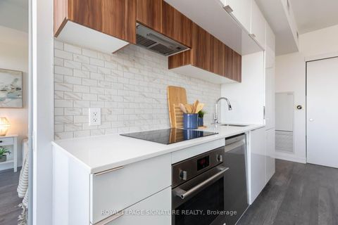 Photo 10 at 2805 - 185 Roehampton Avenue, Mount Pleasant West, Toronto