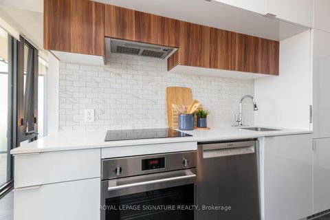 Photo 11 at 2805 - 185 Roehampton Avenue, Mount Pleasant West, Toronto